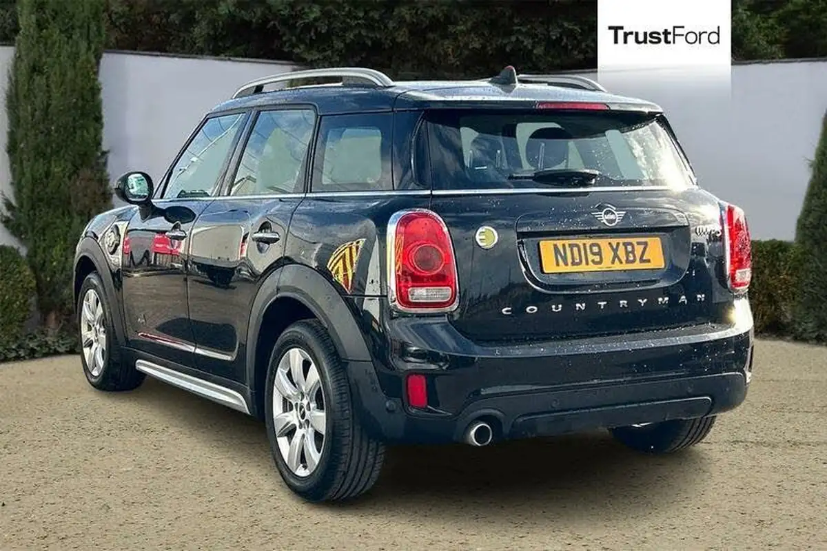 2019-mini-countryman-15-cooper-s-e-phev-exclusive-comfortnav-plus-big-1