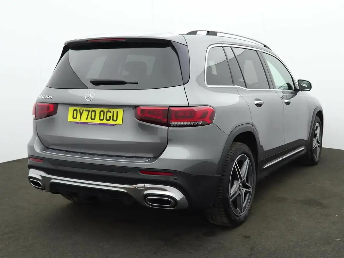 2020-mercedes-benz-glb-class-13-glb200-amg-line-premium-big-4