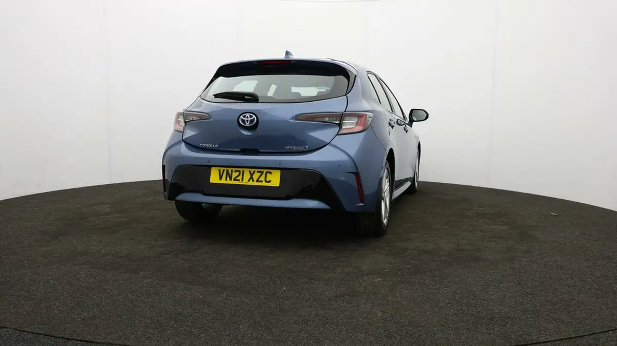 2021-toyota-corolla-18-vvt-i-icon-tech-spare-wheel-hatchback-5d-big-74