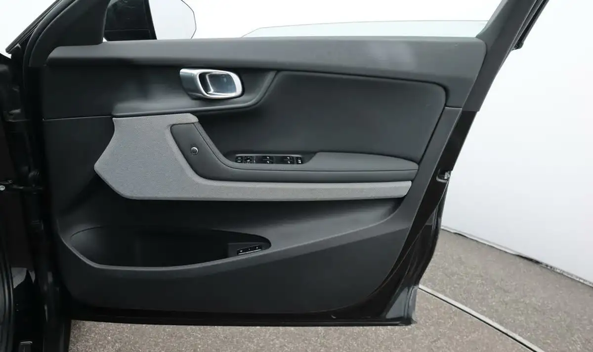 2022-polestar-polestar-2-e-ps2-300kw-long-dual-hatchback-big-15