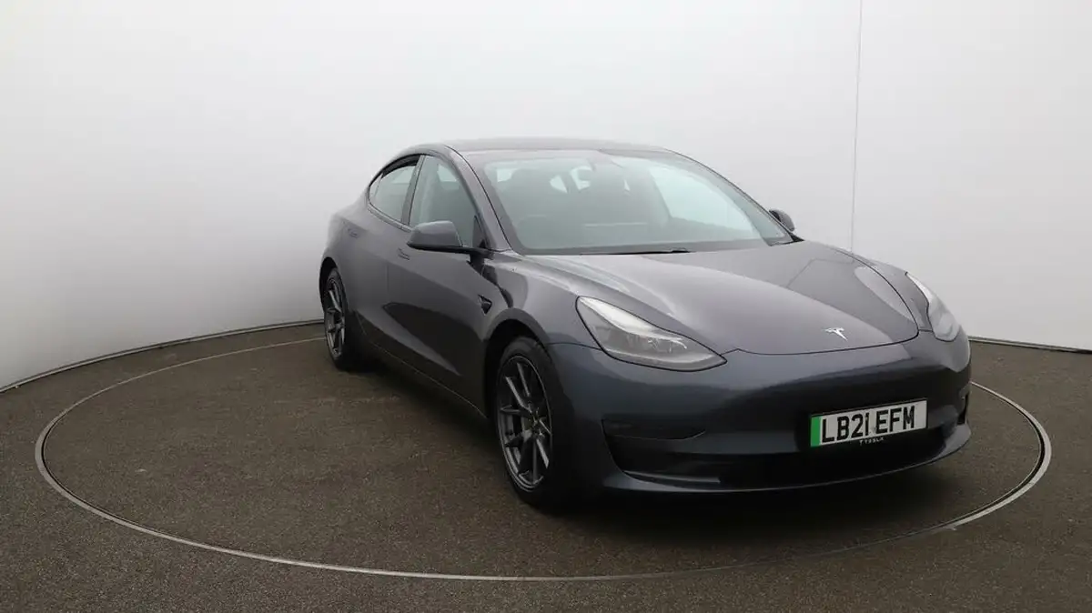 2021-tesla-model-3-e-long-range-4x4-big-33