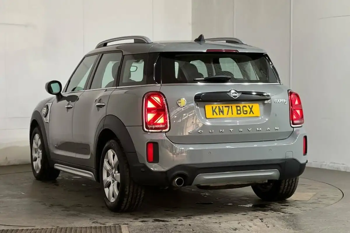 2021-mini-countryman-15-cooper-s-e-phev-classic-comfort-big-17