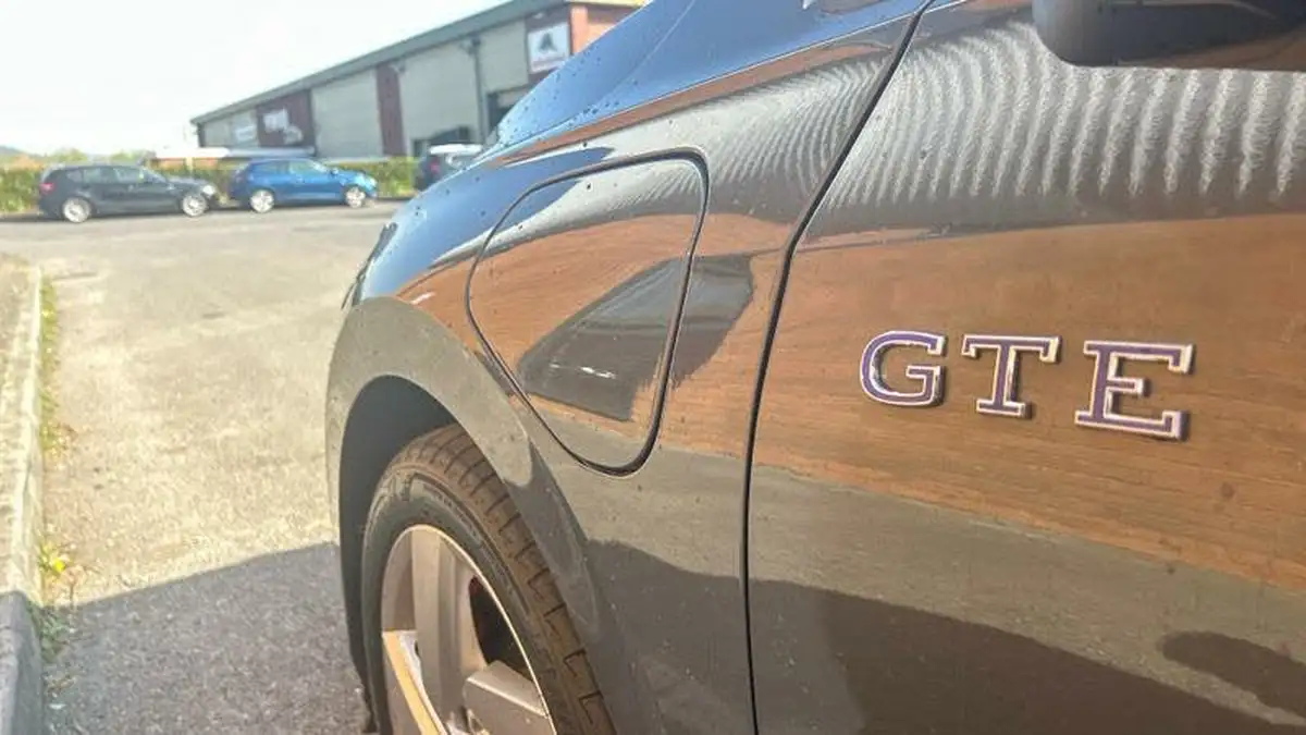 2024-volkswagen-golf-15-tsi-gte-big-17