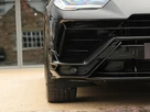 2024-lamborghini-urus-40-no-trim-small-24