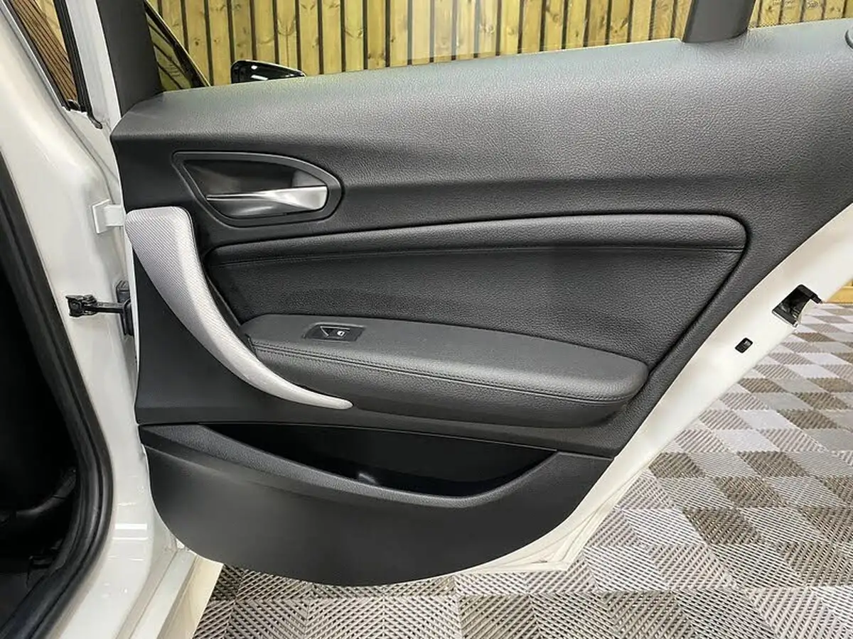 2017-bmw-1-series-30-m140i-5d-sport-auto-big-57