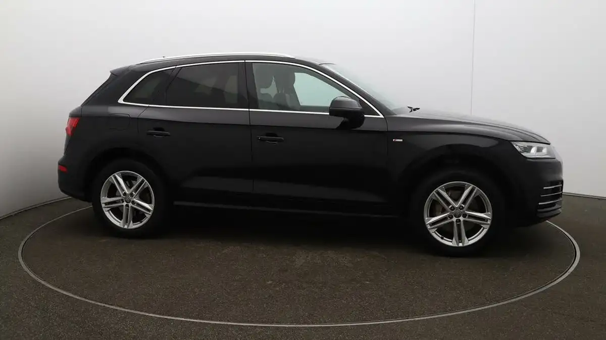 2020-audi-q5-20-50-tfsi-e-s-line-big-39