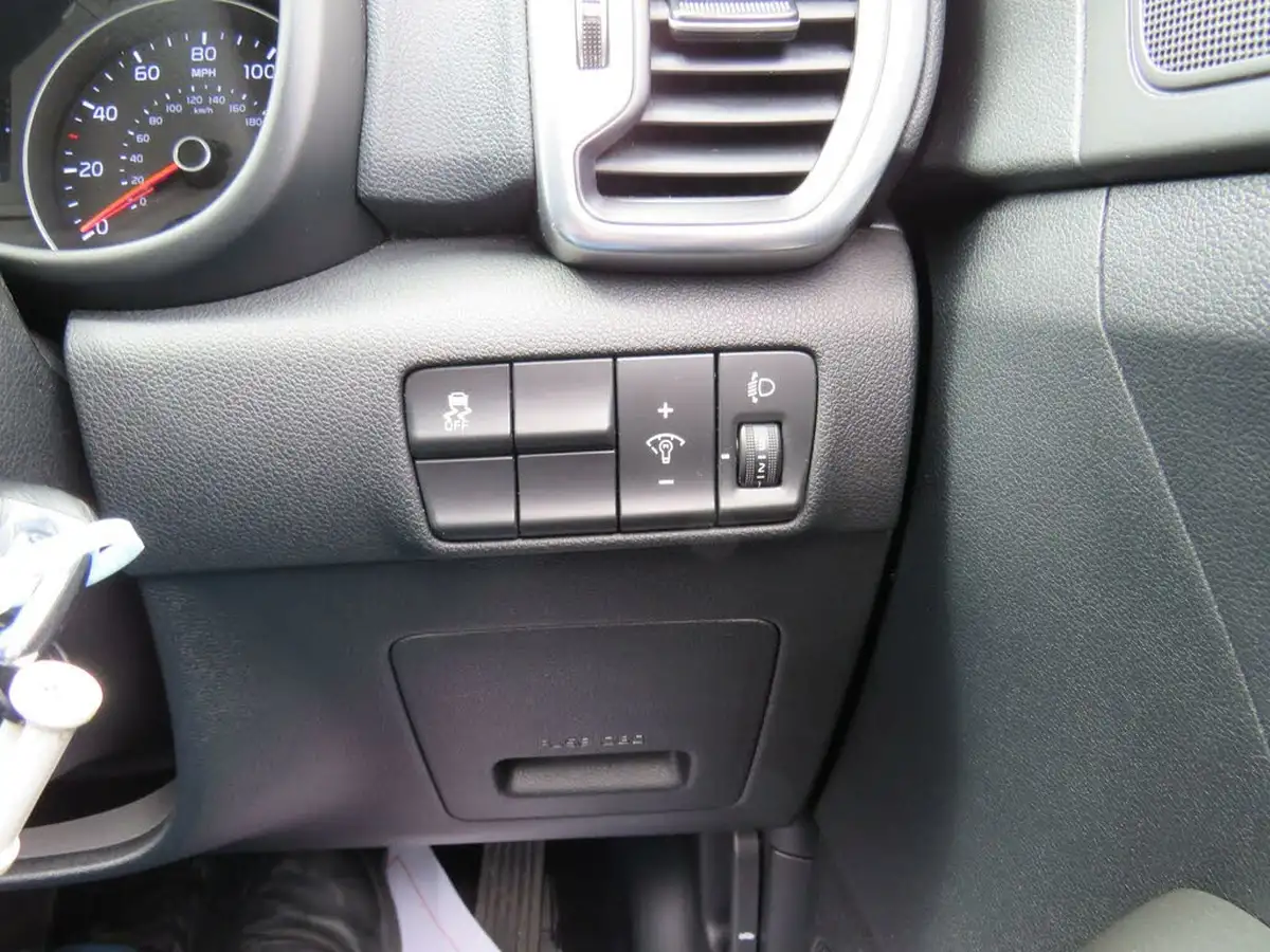 2018-kia-sportage-16-gdi-1-big-18