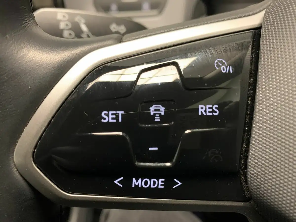 2022-volkswagen-id3-e-life-204ps-58kwh-pro-performance-big-18