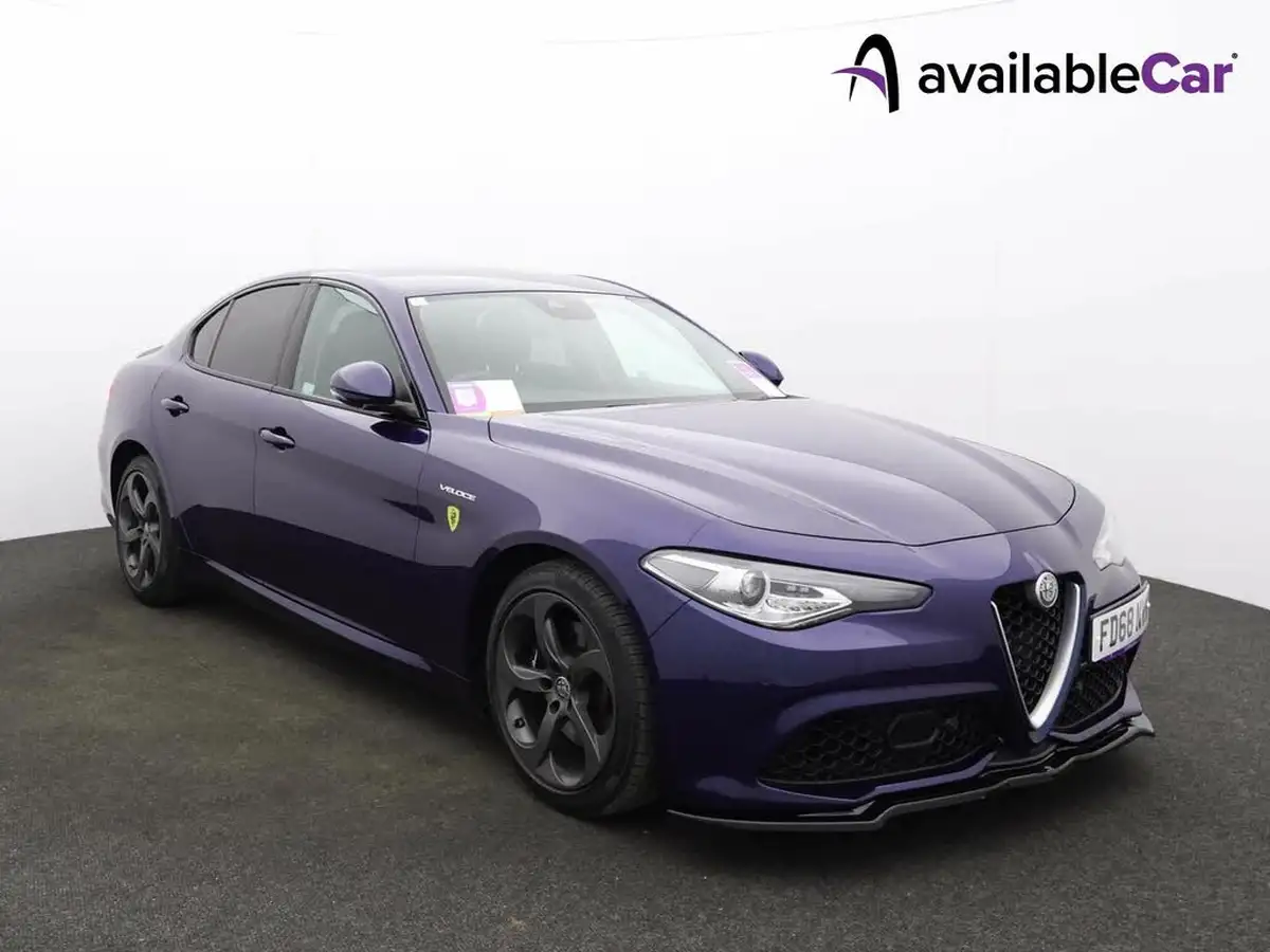 2018-alfa-romeo-giulia-20-veloce-big-0