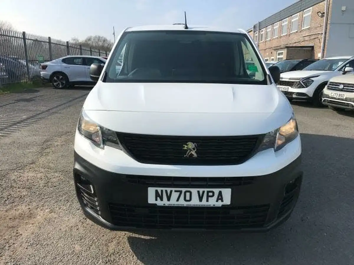 2021-peugeot-partner-15-bluehdi-1000-professional-100ps-eu6dt-panel-big-17