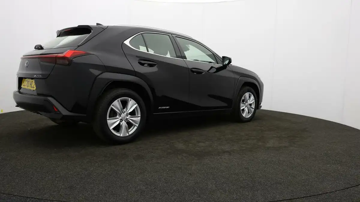 2020-lexus-ux-250h-20-ux-without-navigation-big-6