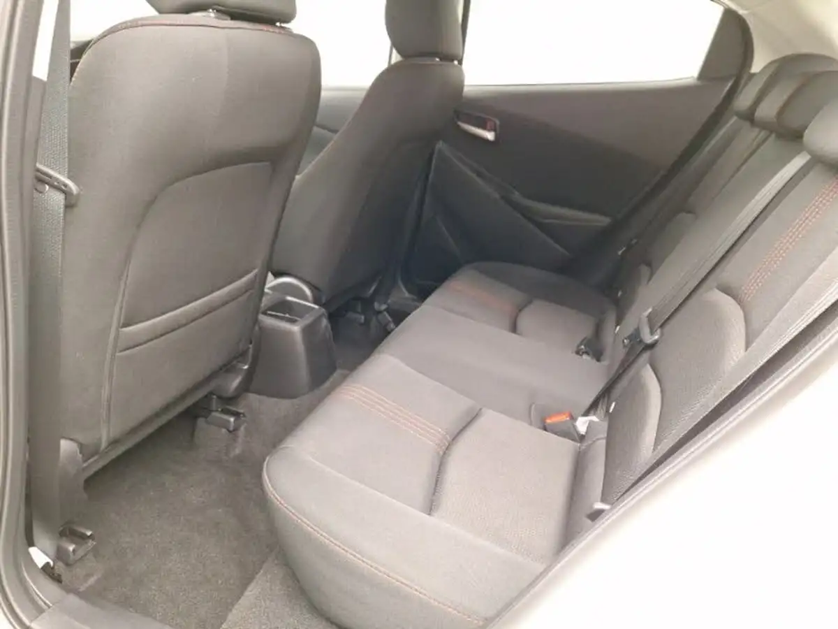 2024-mazda-mazda2-15-e-skyactiv-g-homura-big-5
