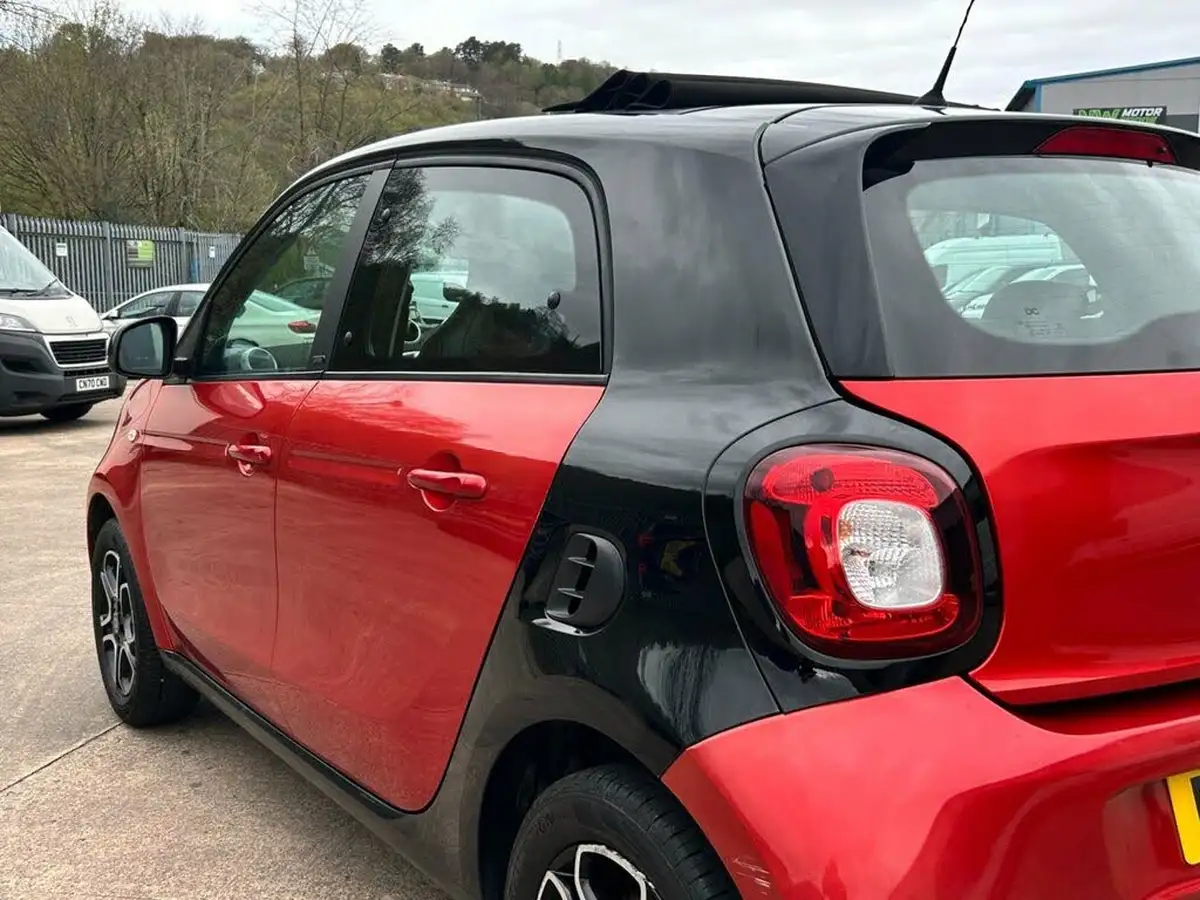 2015-smart-forfour-10-night-sky-prime-ss-big-4