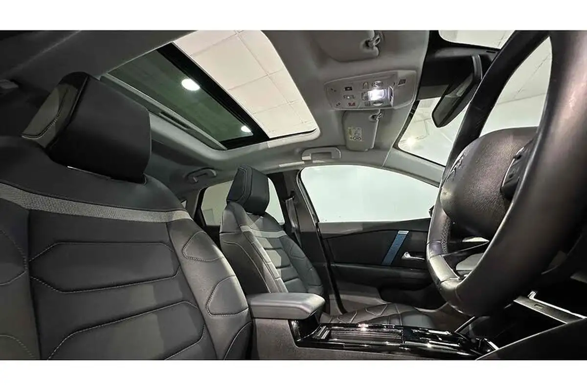 2023-citroen-c4-x-e-shine-plus-big-49