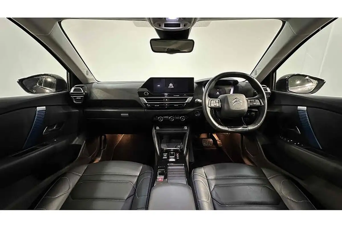 2023-citroen-c4-x-e-shine-plus-big-27