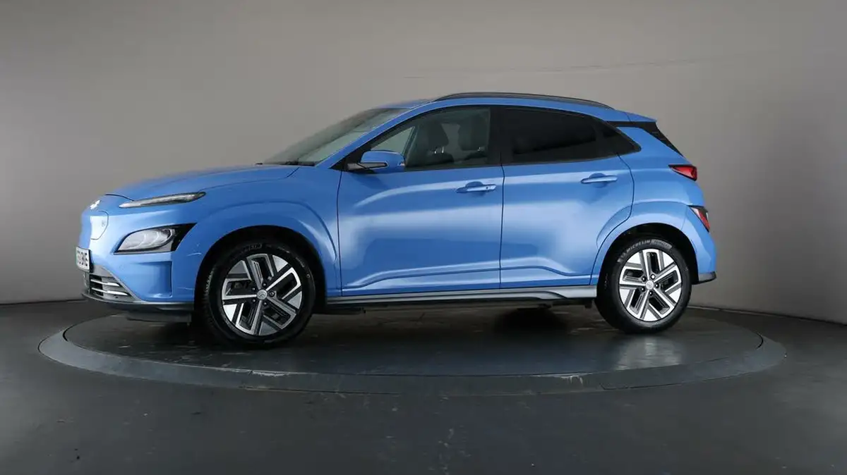 2021-hyundai-kona-e-ultimate-big-33