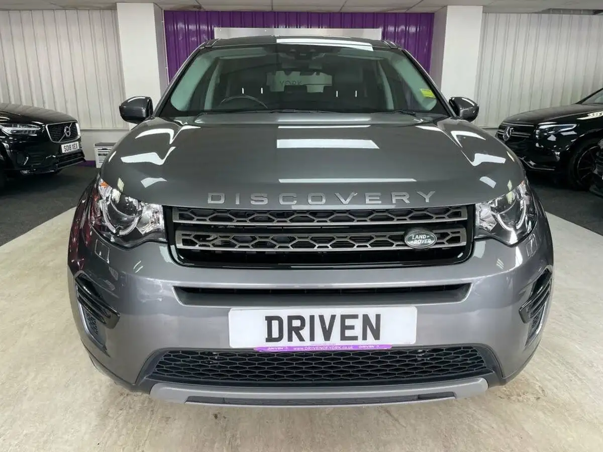 2018-land-rover-discovery-sport-20td4-se-182ps-big-3