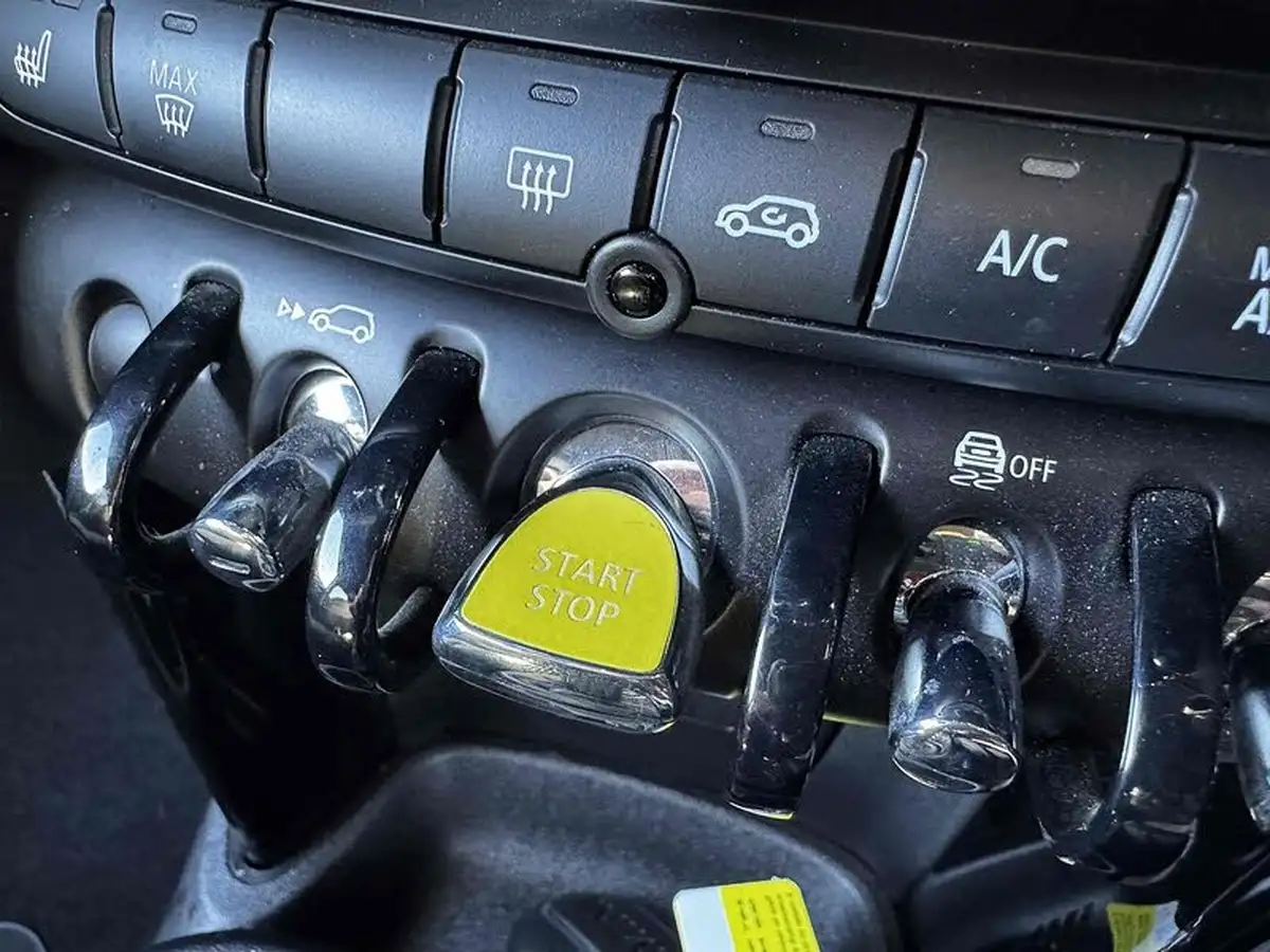 2021-mini-cooper-e-cooper-s-2-big-33