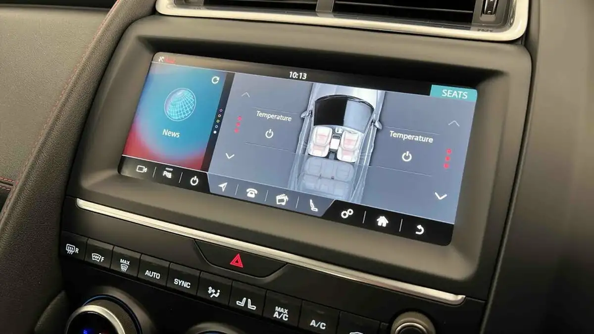 2020-jaguar-e-pace-20-i4d-chequered-flag-180ps-big-43