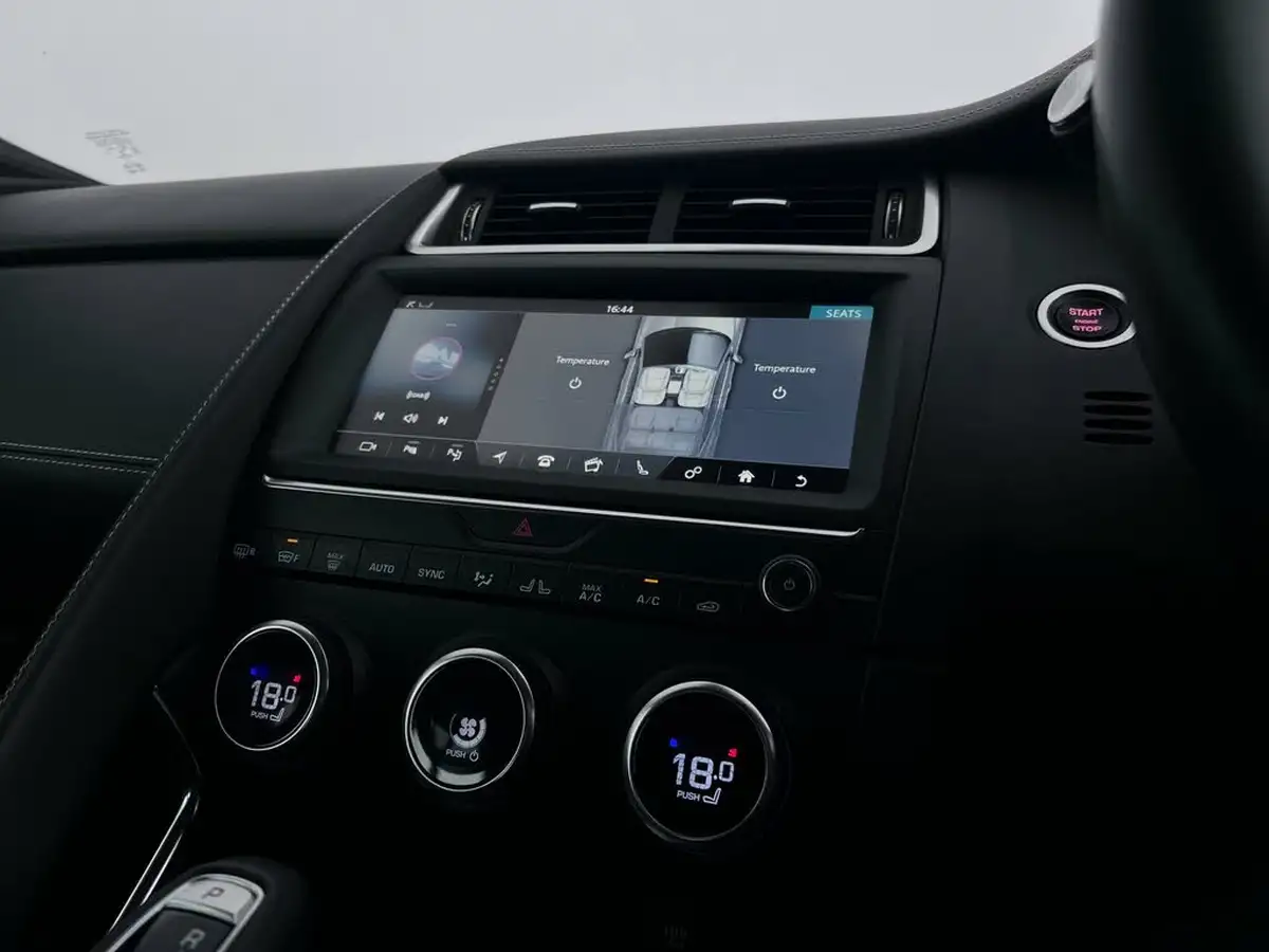 2018-jaguar-e-pace-20-i4-r-dynamic-se-249ps-big-47