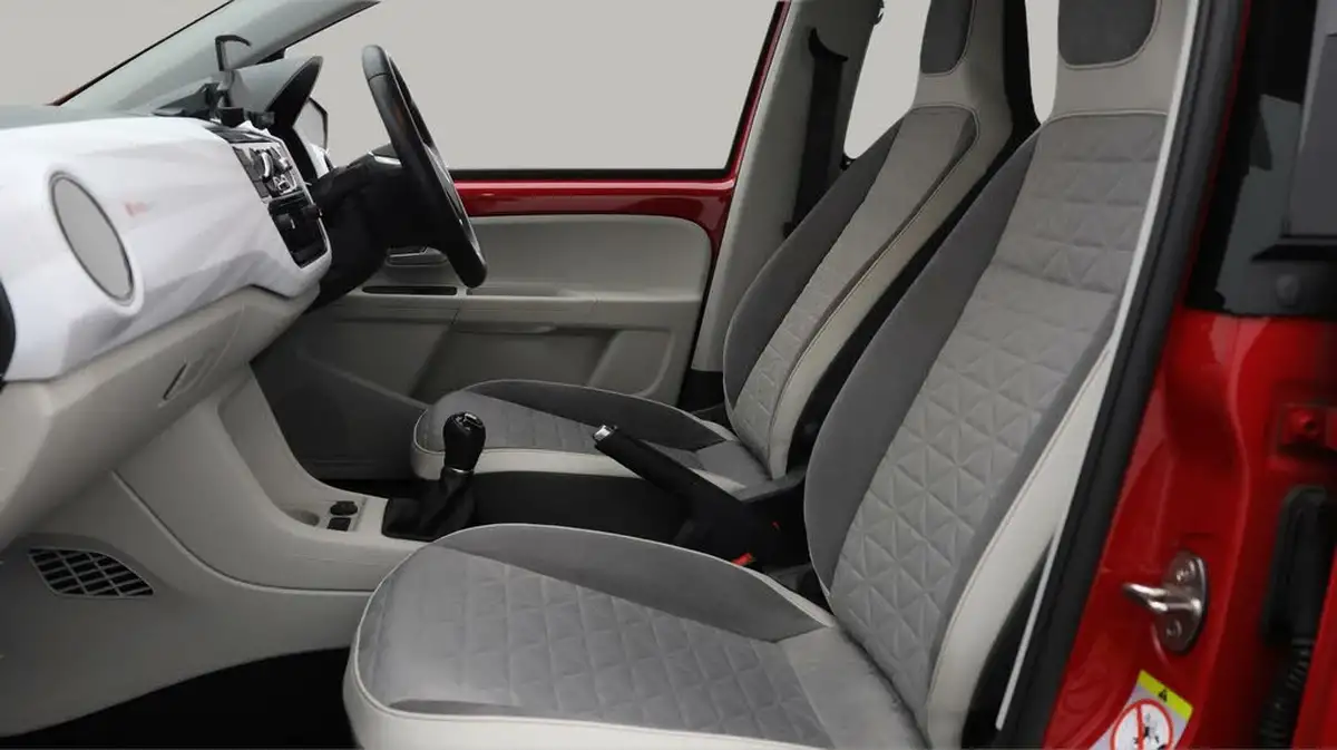 2022-volkswagen-up-10-up-beats-big-20