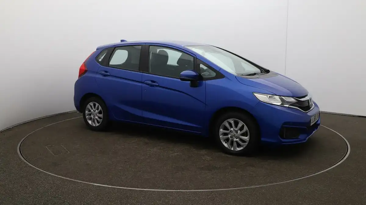 2018-honda-jazz-13-i-vtec-se-big-43