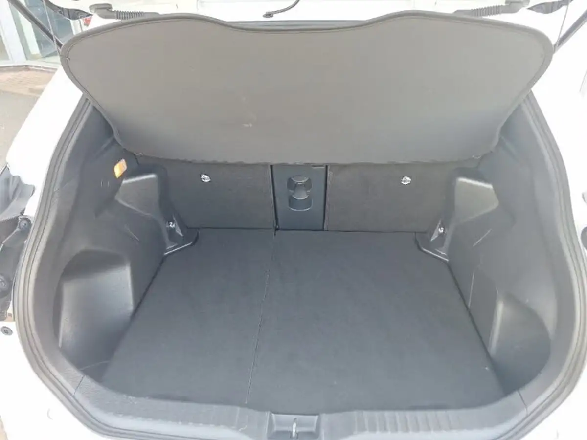 2024-toyota-yaris-cross-15-vvt-i-design-big-7