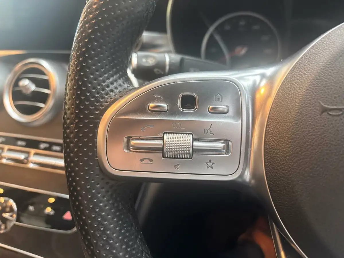 2018-mercedes-benz-c-class-15-c200-amg-line-ss-saloon-4d-big-37