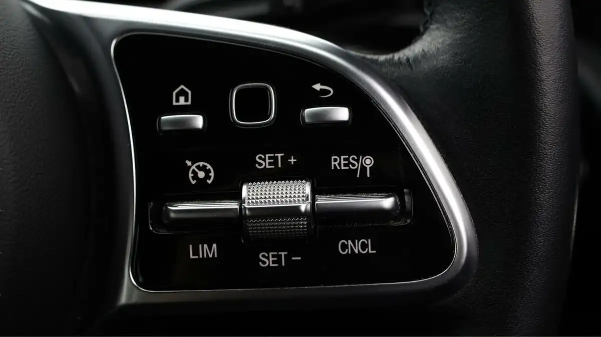 2021-mercedes-benz-a-class-13-a180-sport-executive-hatchback-5d-7g-dct-big-23