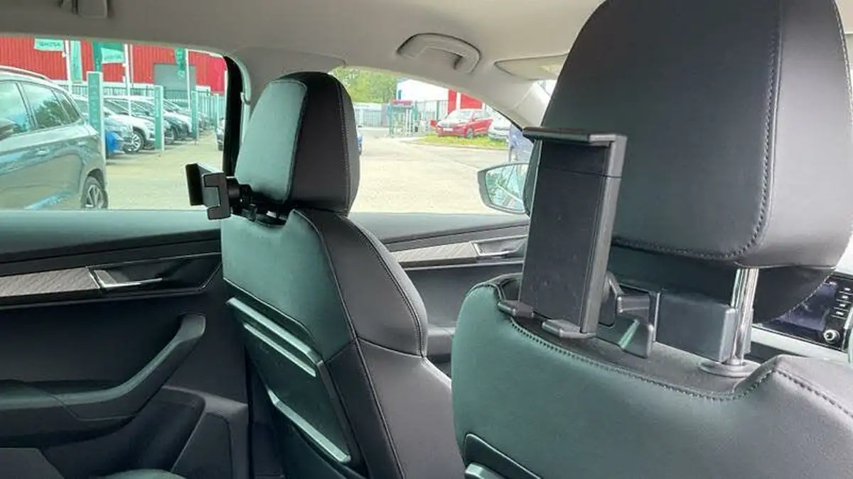 2023-skoda-karoq-10-tsi-se-l-big-35