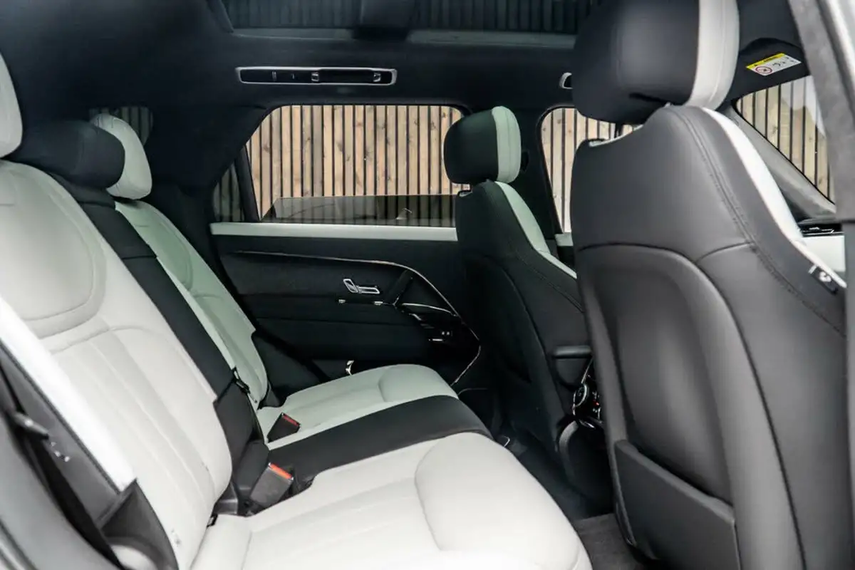 2023-land-rover-range-rover-sport-44-p530-vermillion-edition-big-41