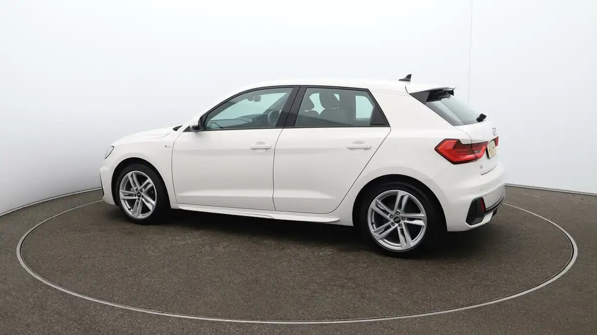 2021-audi-a1-10-25-tfsi-s-line-big-49