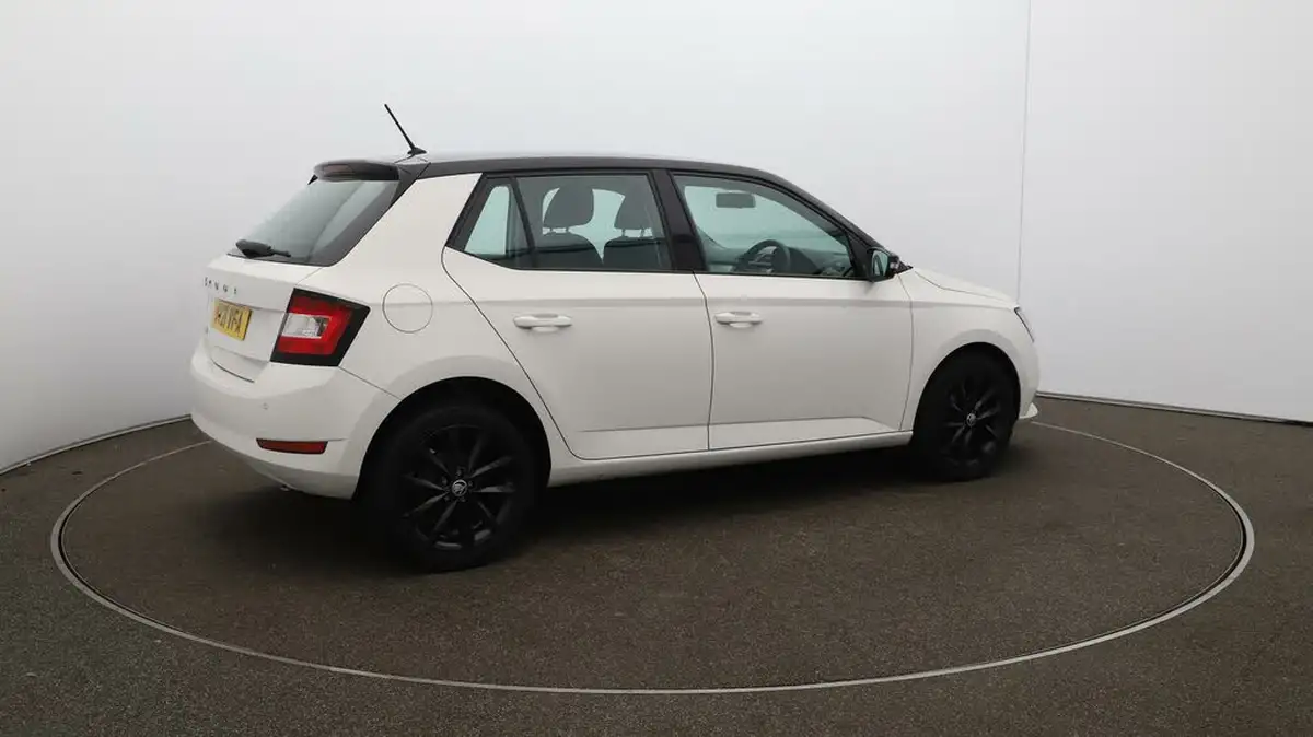 2021-skoda-fabia-10-mpi-colour-edition-60ps-big-50