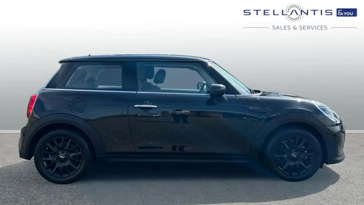 2022-mini-cooper-15-cooper-classic-hatchback-3d-auto-big-1