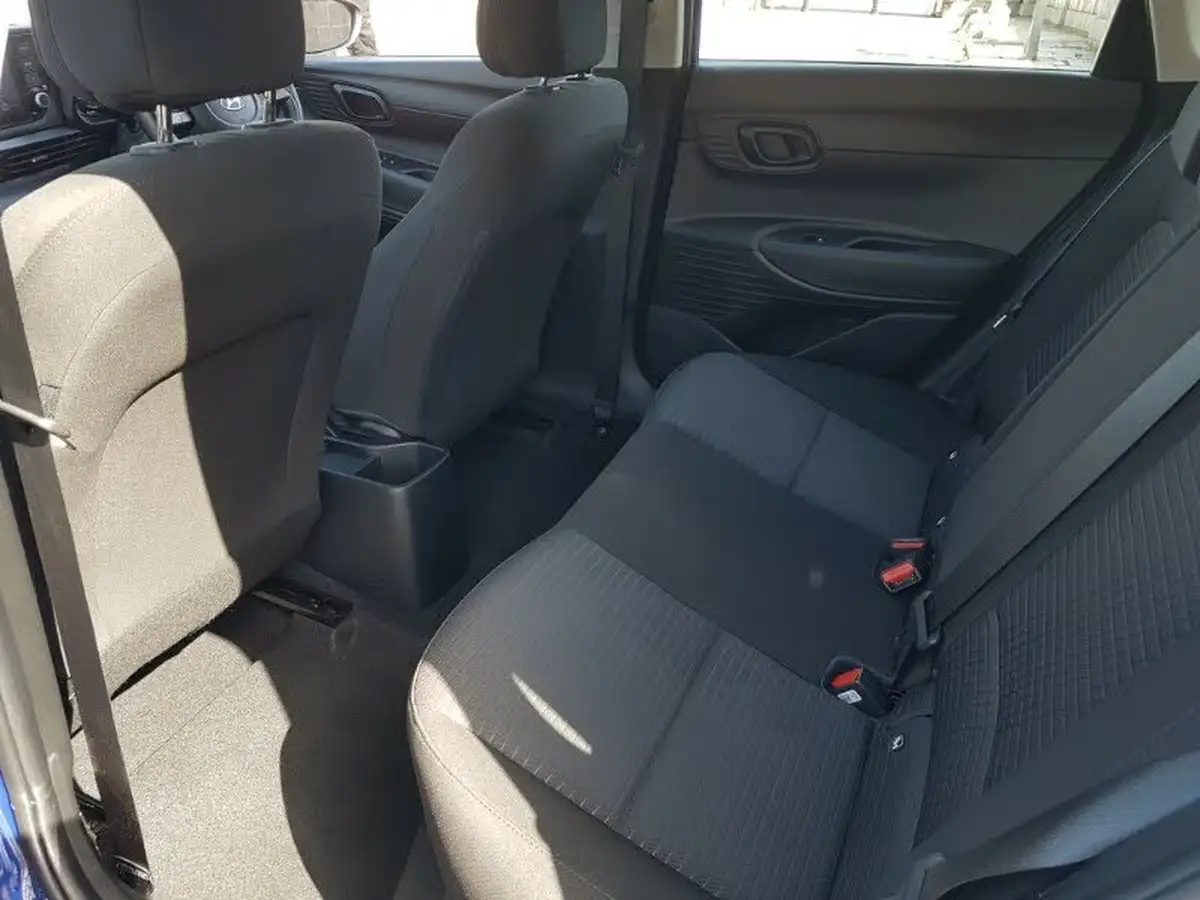 2022-hyundai-i20-10-t-gdi-se-connect-eclutch-imt-big-5