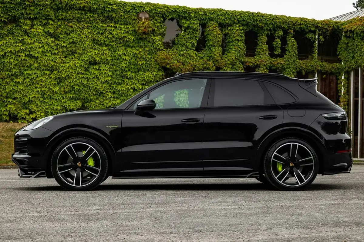 2022-porsche-cayenne-30-v6-e-hybrid-platinum-edition-462ps-station-wagon-big-12