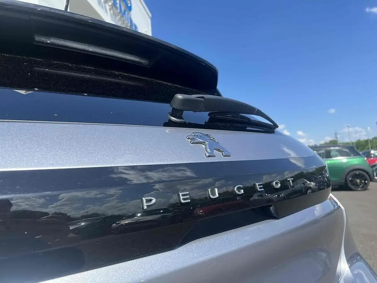 2022-peugeot-208-e-gt-136bhp-50kwh-big-19