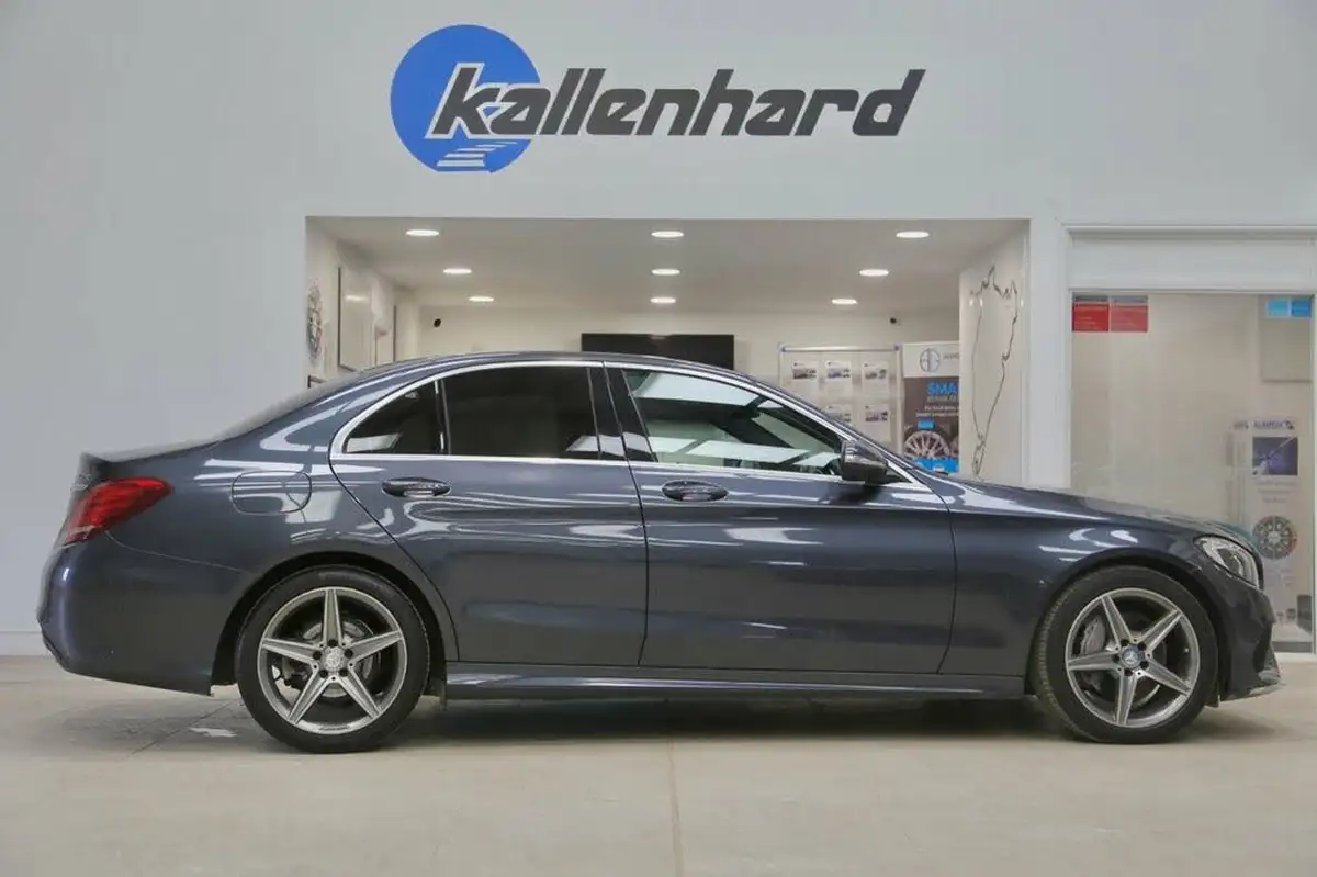 2015-mercedes-benz-c-class-21cdi-c220-amg-line-ss-saloon-4d-big-12
