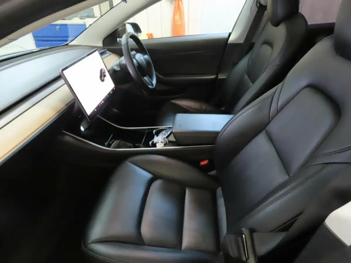 2019-tesla-model-3-e-long-range-4x4-big-9
