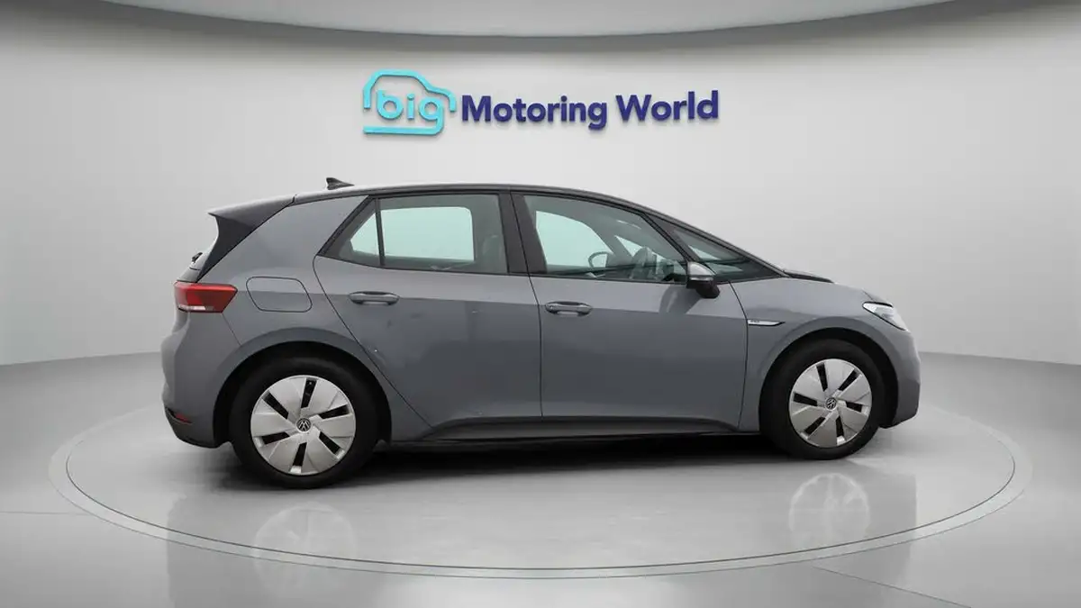 2023-volkswagen-id3-e-life-204ps-58kwh-pro-performance-big-8