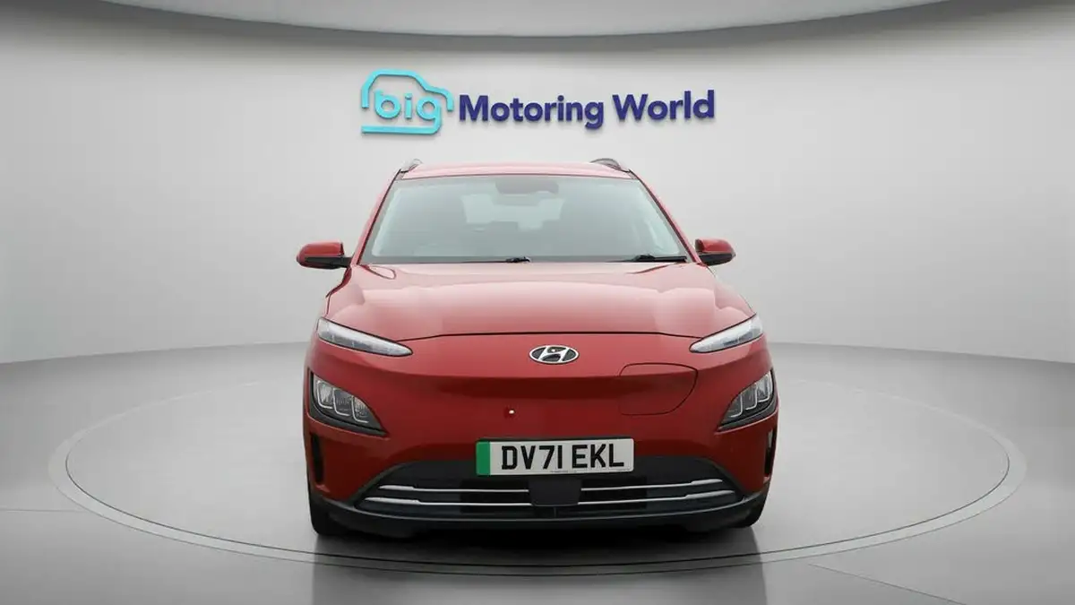 2021-hyundai-kona-e-premium-136ps-39kwh-105kw-obc-big-2