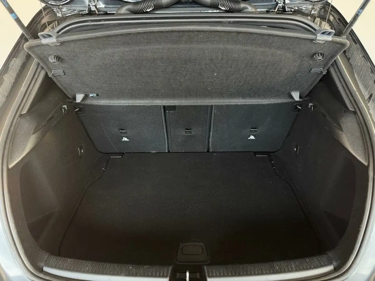 2022-mercedes-benz-a-class-13-a180-amg-line-executive-edition-hatchback-5d-7g-dct-big-57