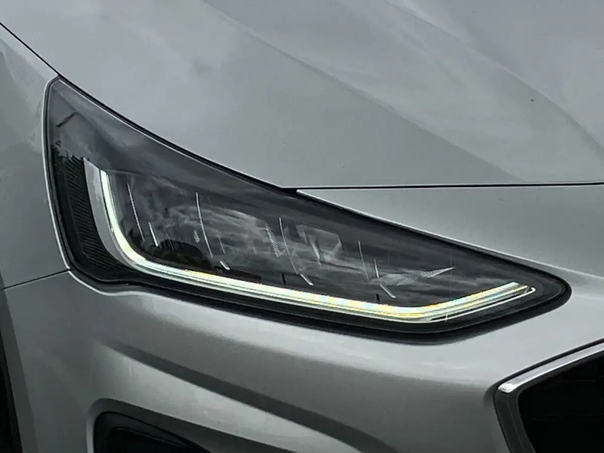 2022-ford-focus-10t-trend-hybrid-mhev-estate-powershift-big-14