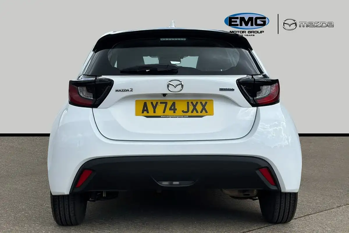 2024-mazda-mazda2-15-centre-line-big-4