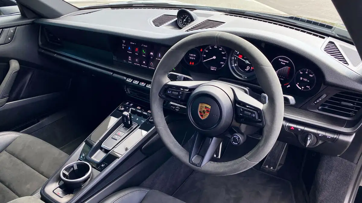 2022-porsche-911-30-carrera-gts-coupe-pdk-big-2