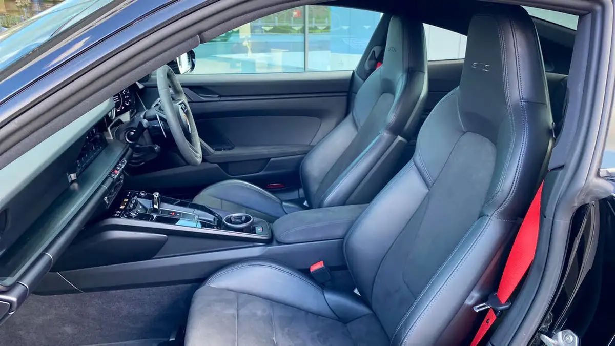2022-porsche-911-30-carrera-gts-coupe-pdk-big-26