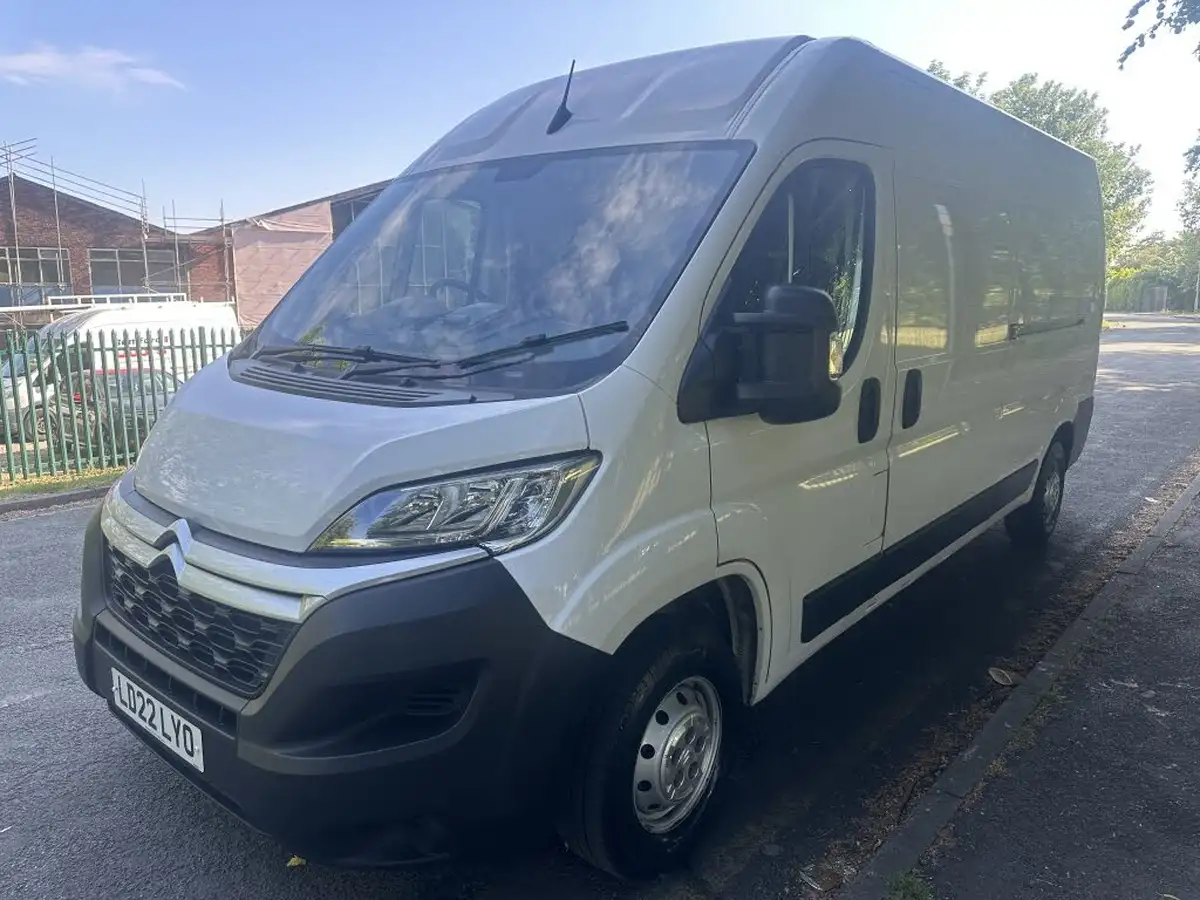 2022-citroen-relay-22bluehdi-35-l3h2-enterprise-panel-big-2