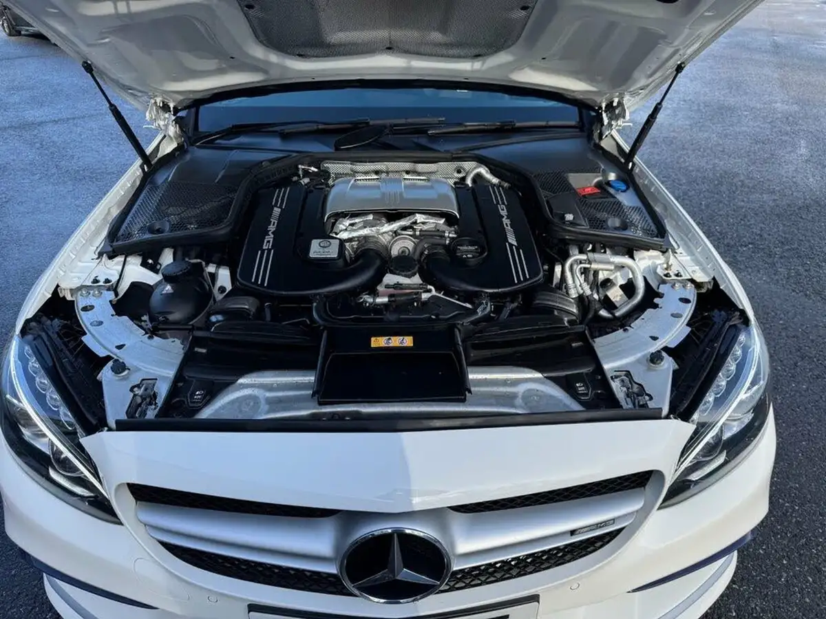 2018-mercedes-benz-c-class-40-c63-amg-premiumss-saloon-4d-speedshift-mct-big-25
