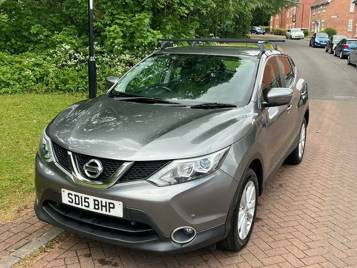2015-nissan-qashqai-15dci-acenta-smart-vision-pack-big-6