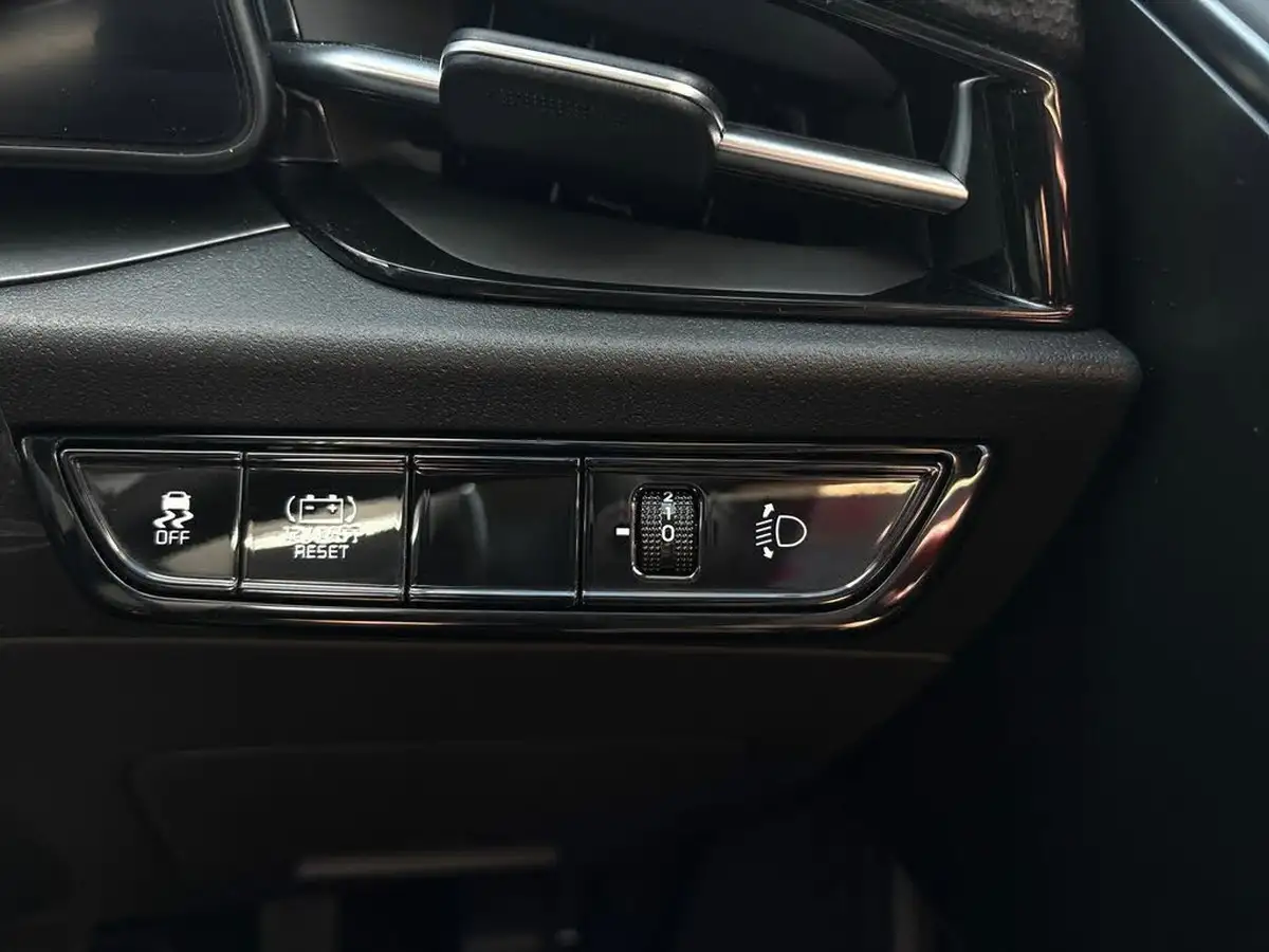 2024-kia-niro-16-gdi-127bhp-hev-132kwh-big-30